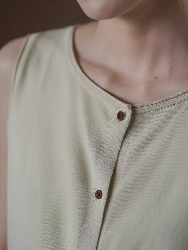 Acrylic poly knitted breathable crewneck beige buttoned vest 4