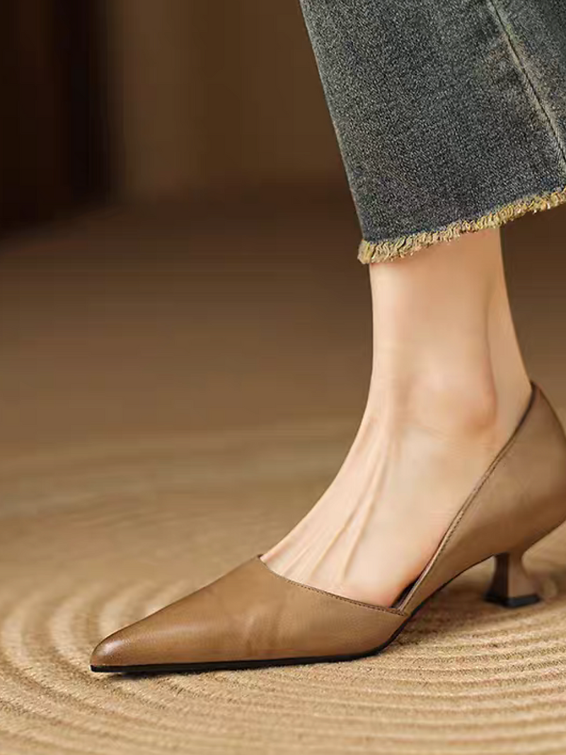 Pointy curved cut calf leather low heels 7