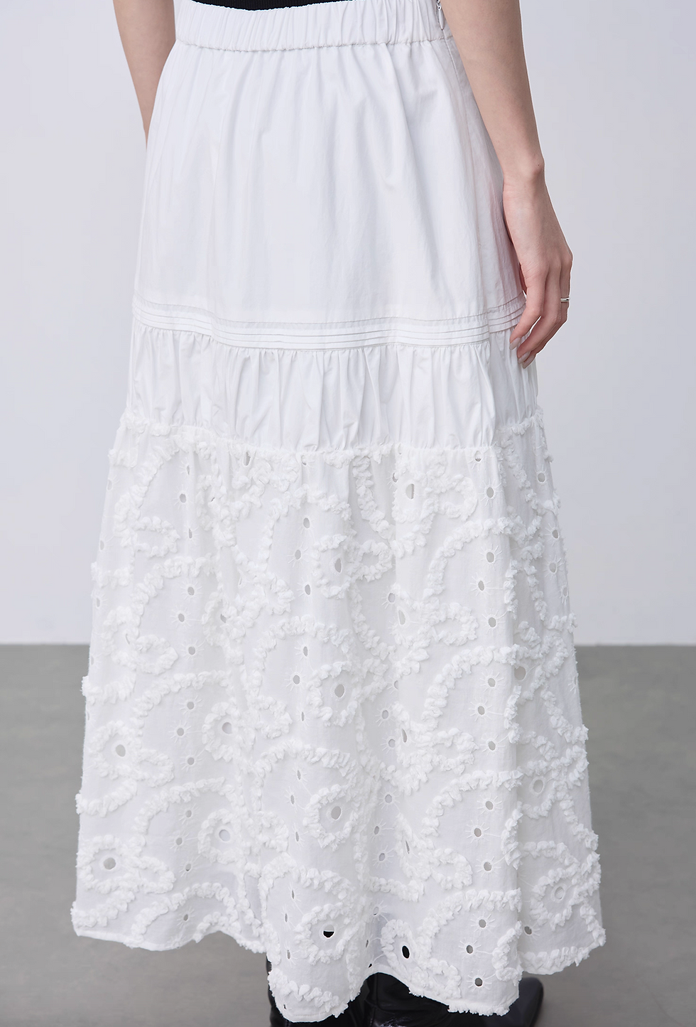 Thumbnail: Embossed floral crochet white back elasticated skirt