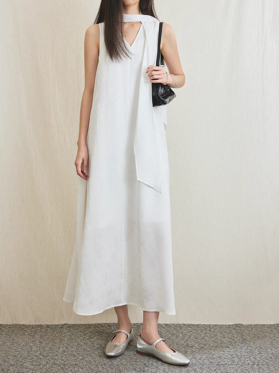 White pure tencel floral collaratte V neck sleeveless dress + slipdress set