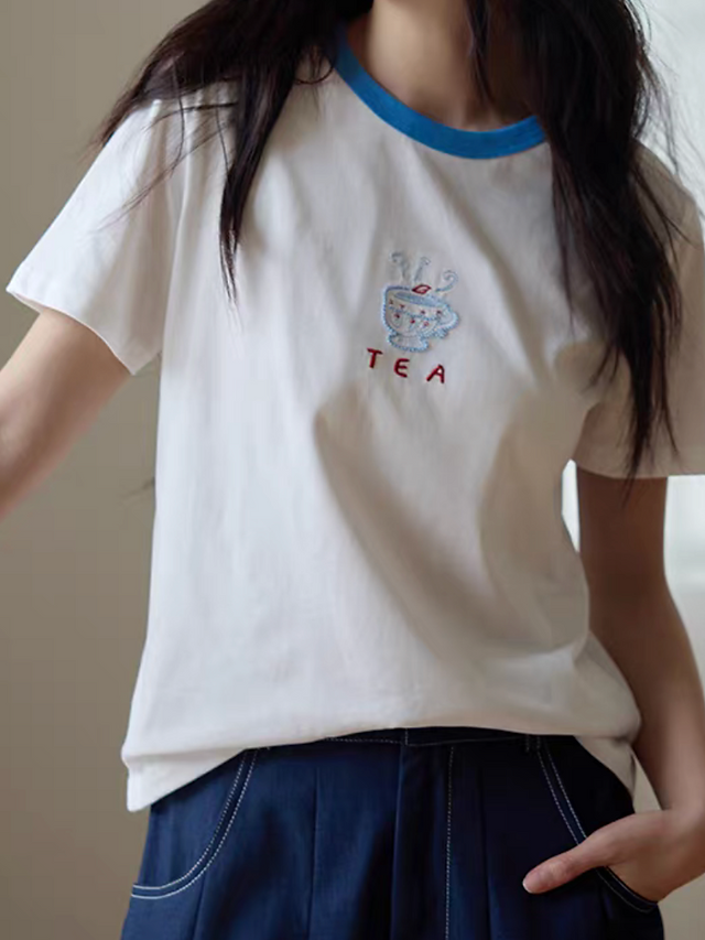 Tea cup embroidered blue trim cotton crewneck white tee 1
