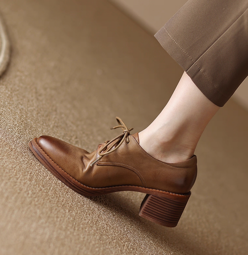 Thumbnail: Brushed off calf leather lacing chunky heel shoes