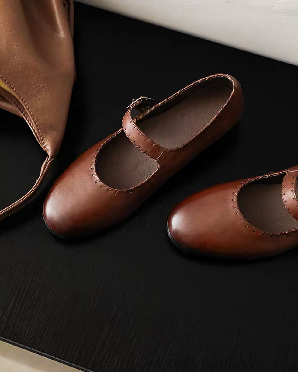 Thumbnail: Stitched trim brushed off calf leather Mary Janes