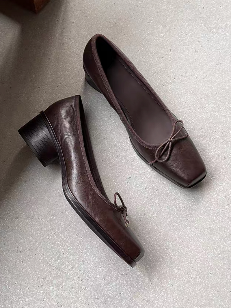 Lambskin brushed off color ribbon round low heels 4