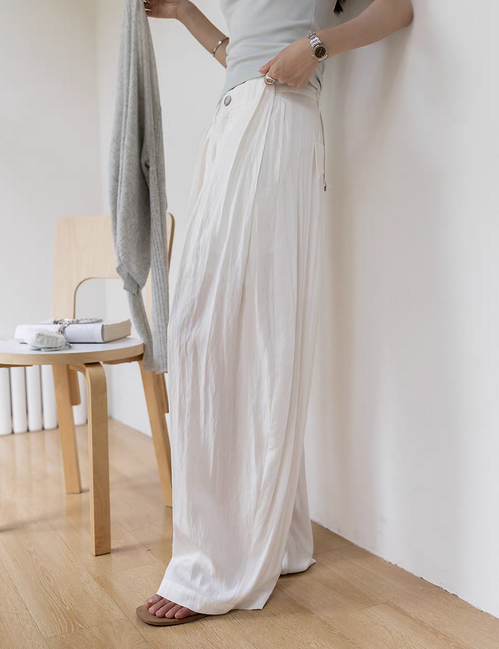 Thumbnail: Back buttoned strap tencel cotton rayon pleated straight pants