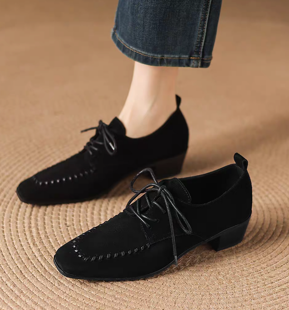 Thumbnail: Calf leather suede stitched trim lacing shoes