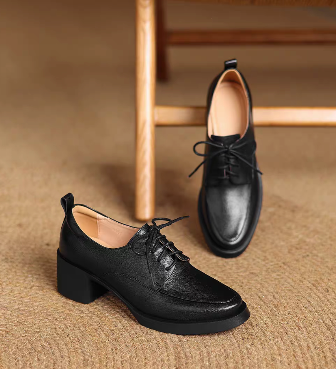 Padded soft lambskin lacing chunky heel shoes