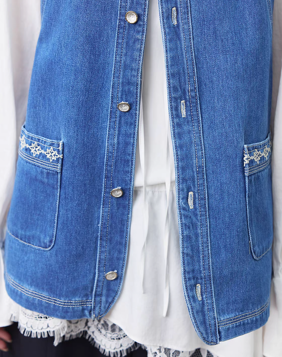 Thumbnail: Lace embroidered trim tencel denim retro blue vest