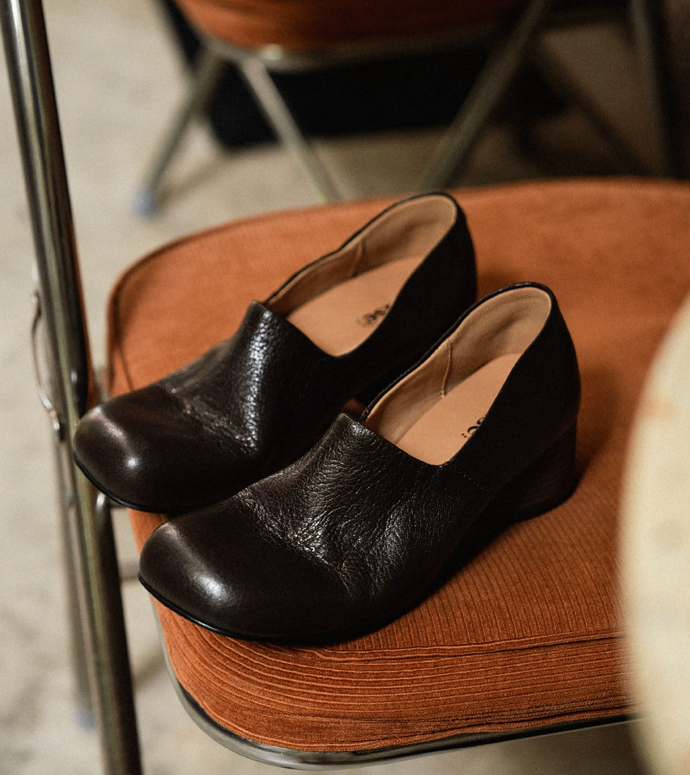 Thumbnail: Made in Italy Italian ruffled oil waxed sheep skin chunky heel shoes