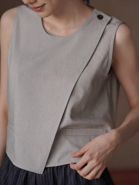 Lyocell linen rayon beige diagonal pleated shoulder buttoned vest