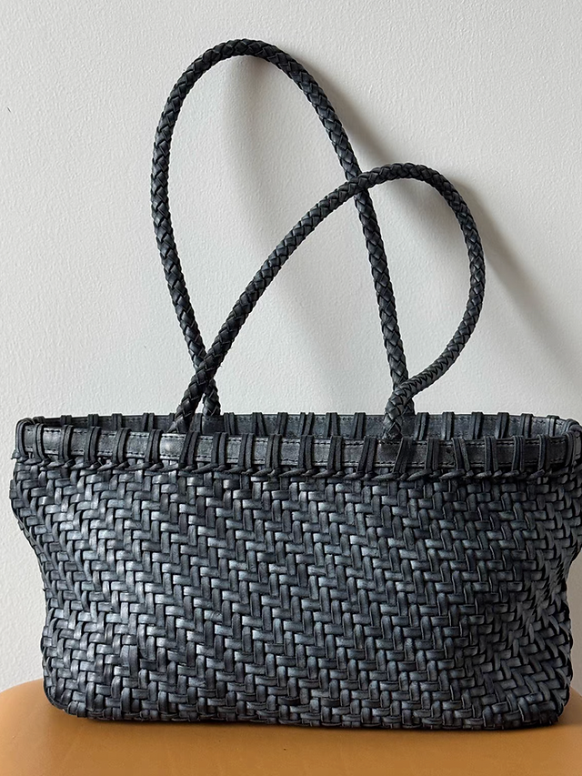Handmade calf leather weaved shoulder totebag 5