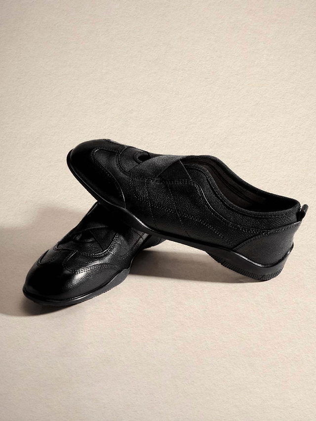 Made in Italy black calf leather crossed straps sporty shoes 8