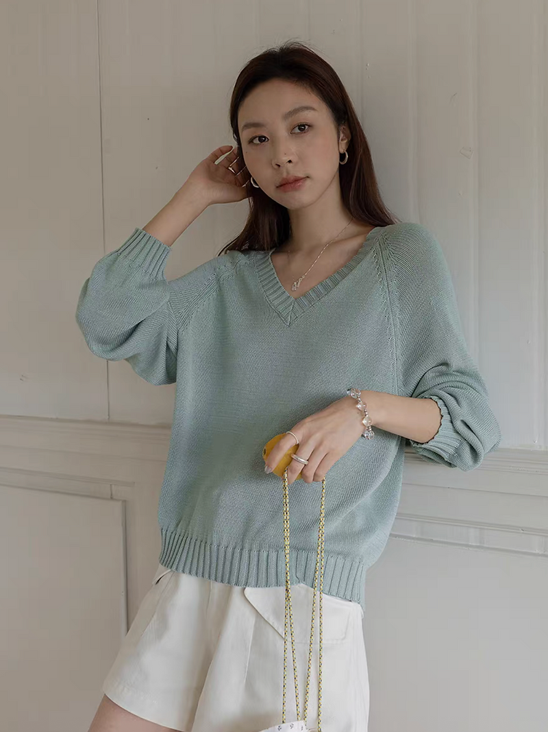 Poly rayon acrylic knitted V neck jumper 1