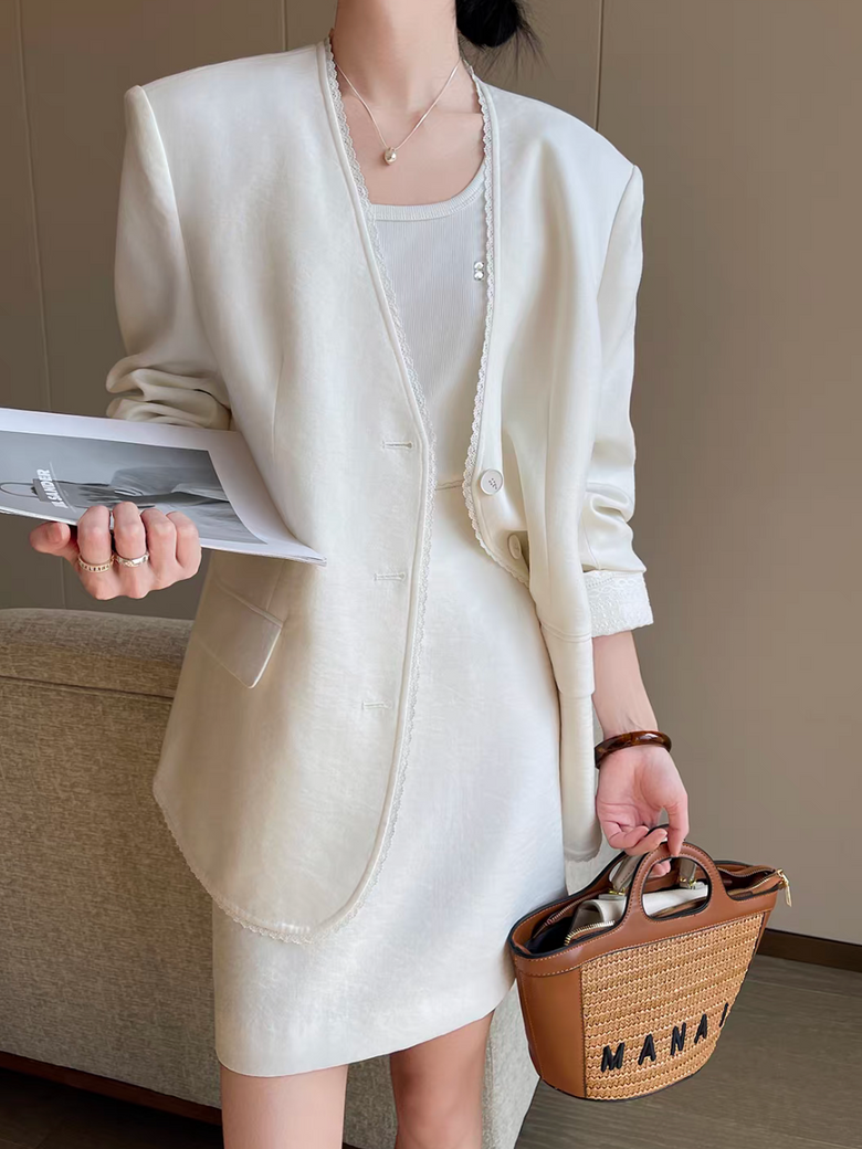 Ivory laced trim cotton poly mid length V neck buttoned jacket 4