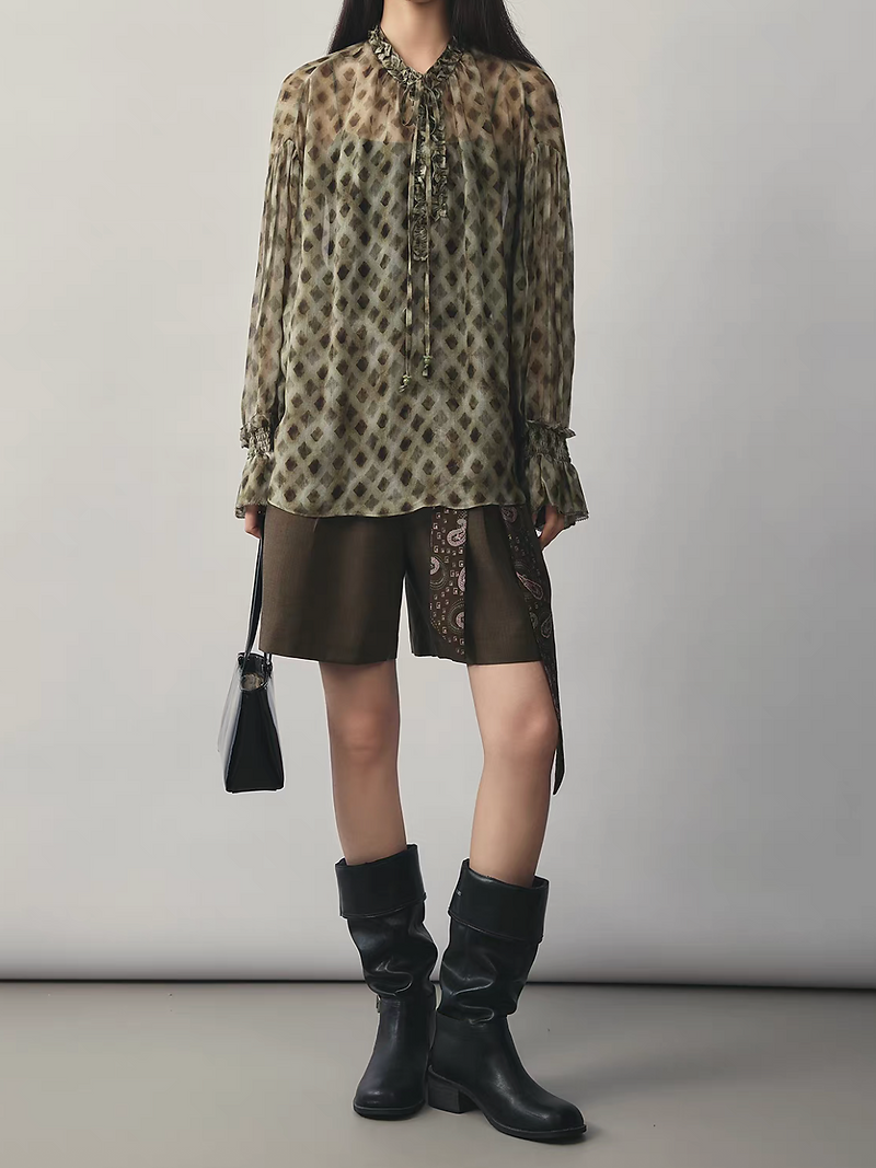 Patterned silky belt included high waisted mocha pleated shorts 8