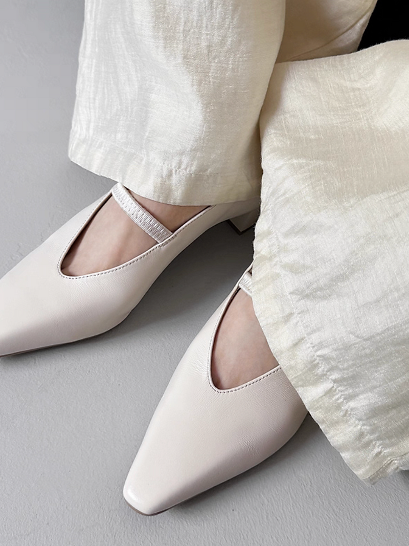 Elastic strap pointy low heel lambskin Mary Janes 10