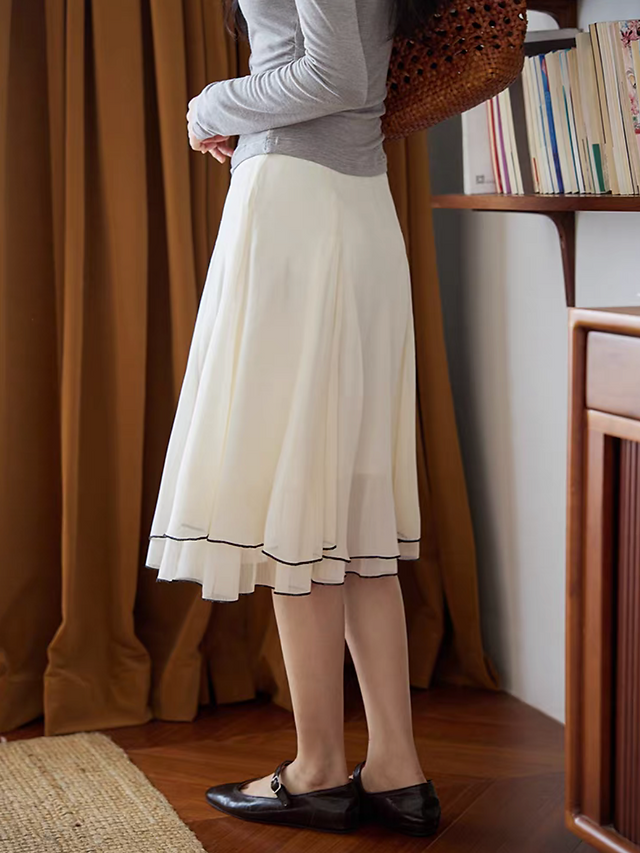 Ivory high waisted layered poly rayon black trim mermaid skirt 10