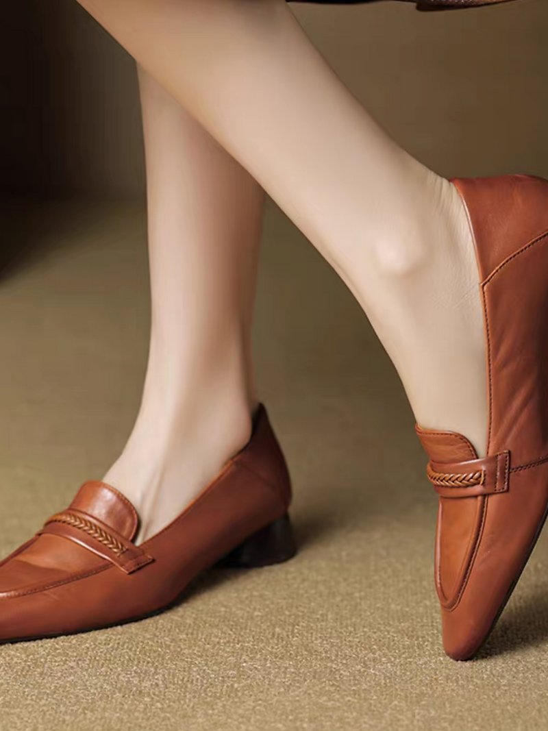Calf leather braided pointy loafers 10