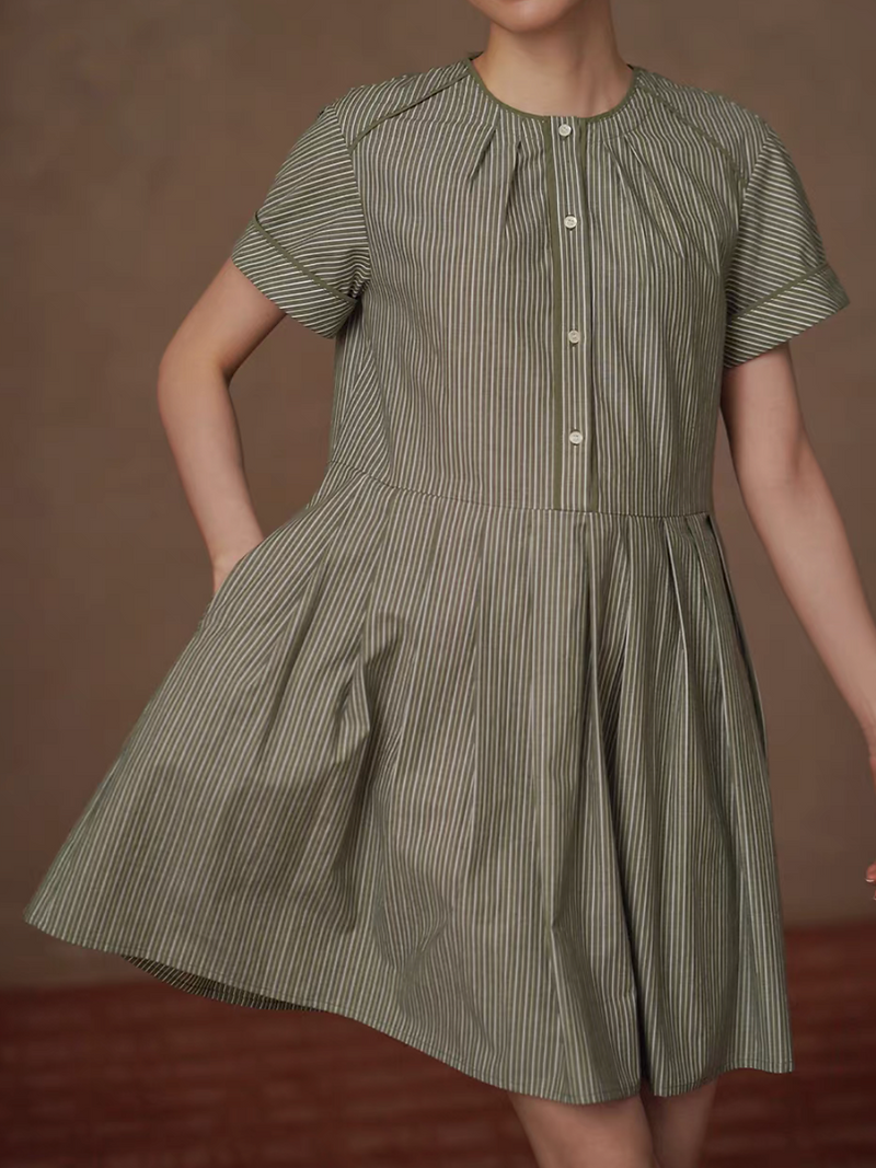 Green striped crewneck buttoned pure cotton midi dress 7
