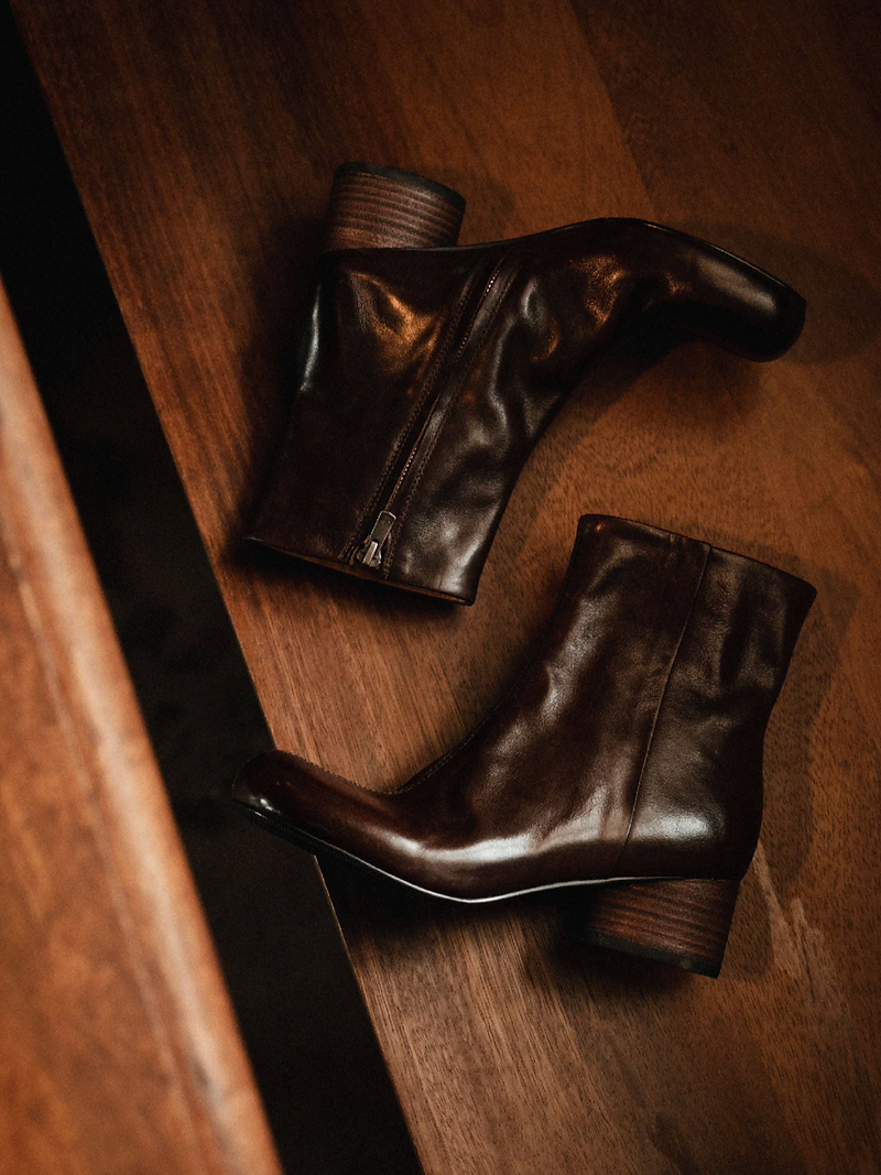 Made in Italy Italian calf leather round toe side zipped ankle boots 13
