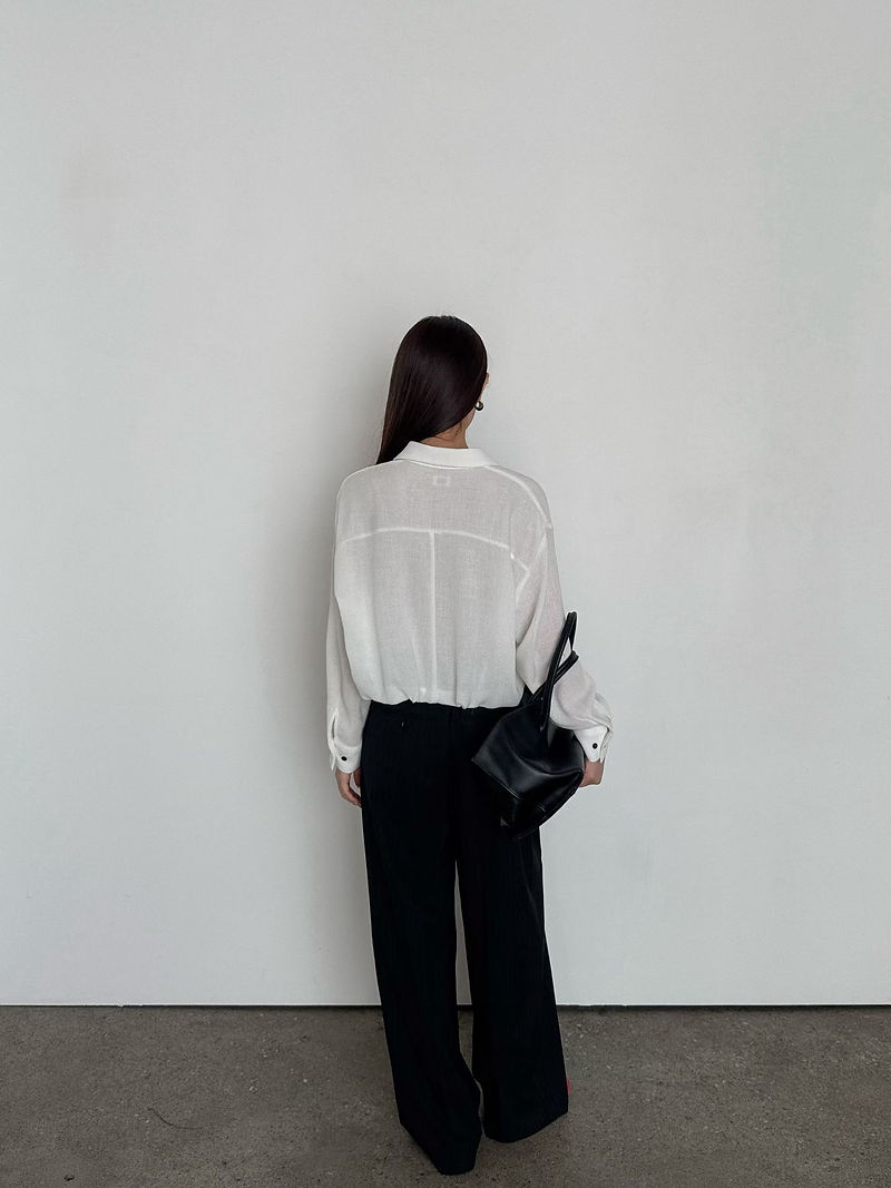 Poly rayon patterned cropped shirt 3
