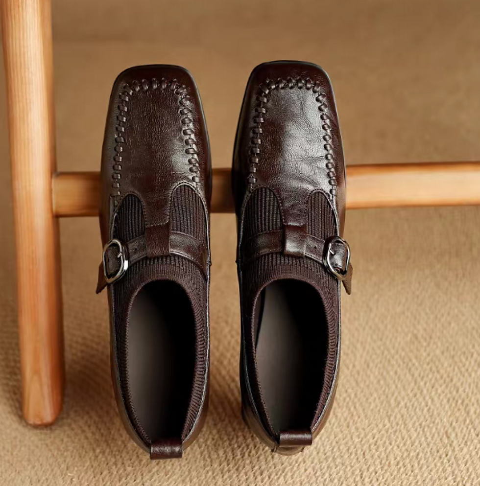 Thumbnail: Interweaved T strap docking calf leather loafers