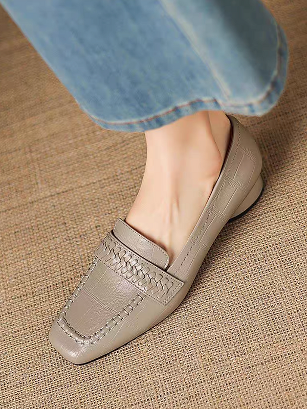 Embossed weaved strap lambskin round heel loafers