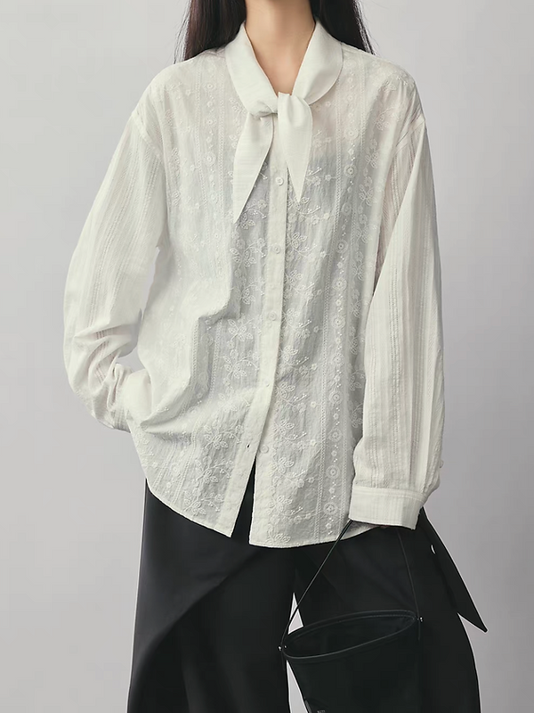 Embossed floral pure cotton white collarette blouse