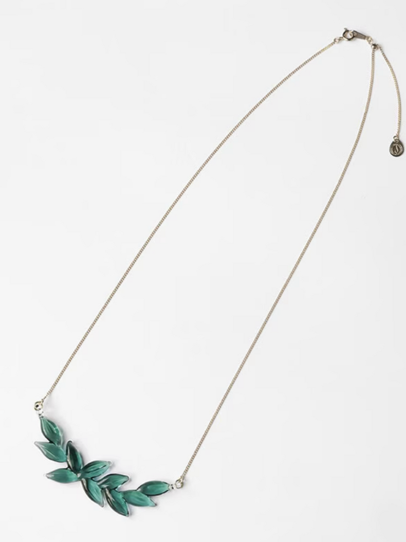 Handmade Hario yureha Maako Kido green tinted leafy glass necklace 4