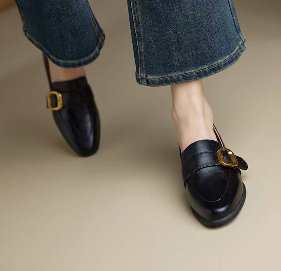 Thumbnail: Side buckle calf leather pointy wood heel shoes