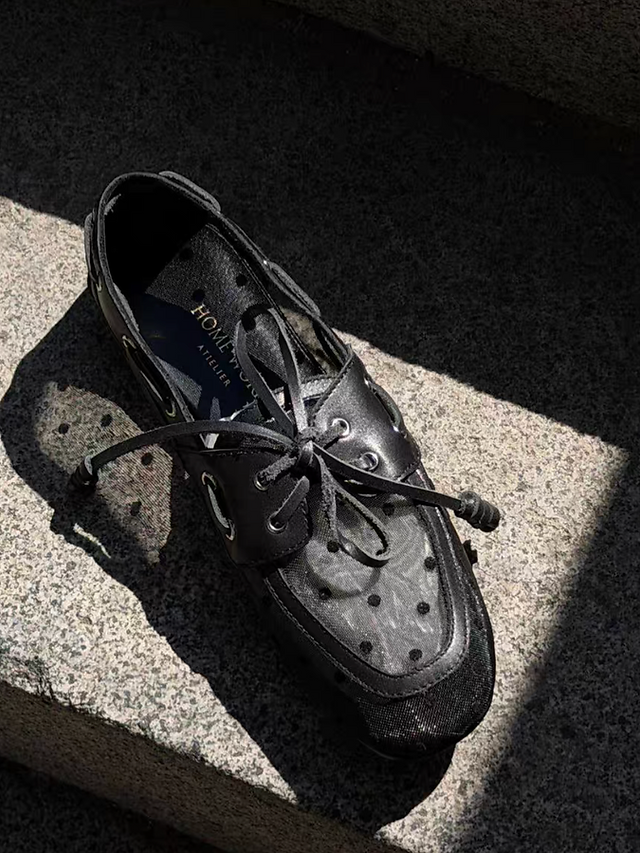 Made in Paris Italian calf skin docking sheer dottie lacing shoes 9