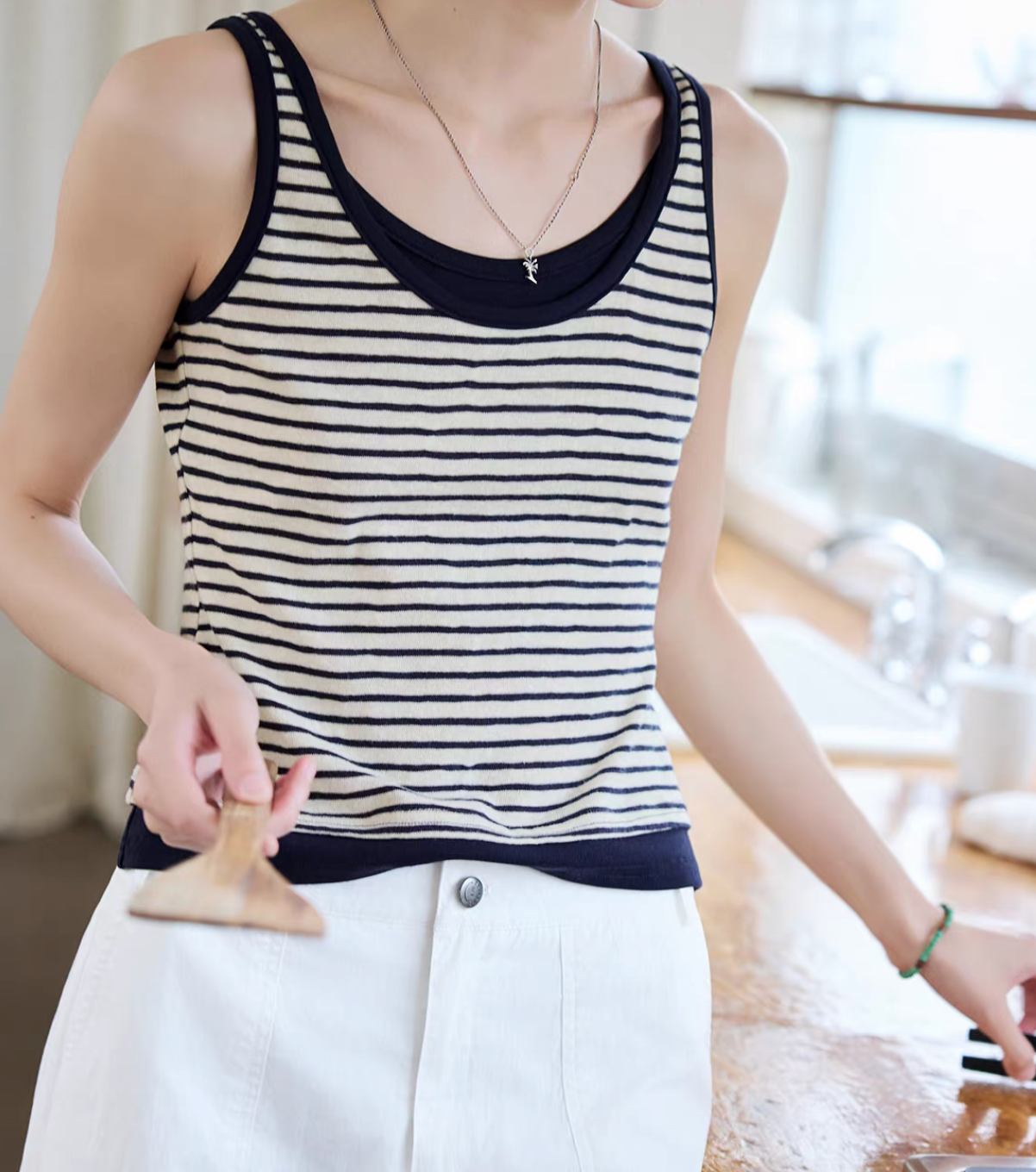 Connected two pieces like U neck cotton wool poly knitted vest