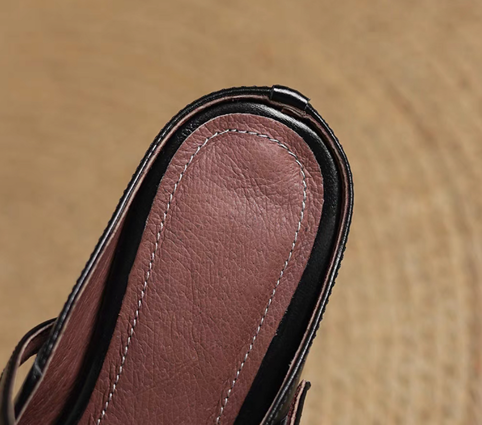 Thumbnail: Weaved calf leather T strap slip on shoes