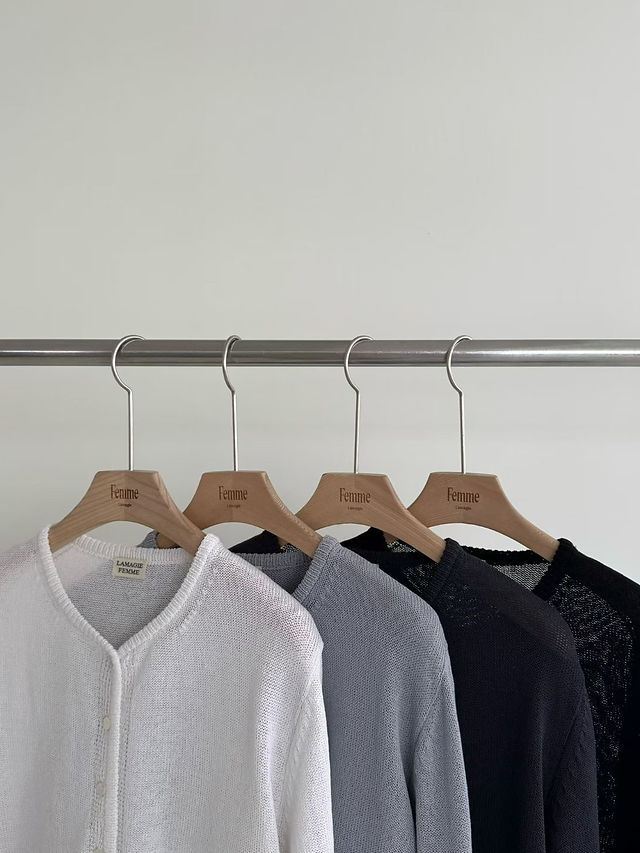 Crewneck buttoned longsleeved nylon cotton cardigan   9