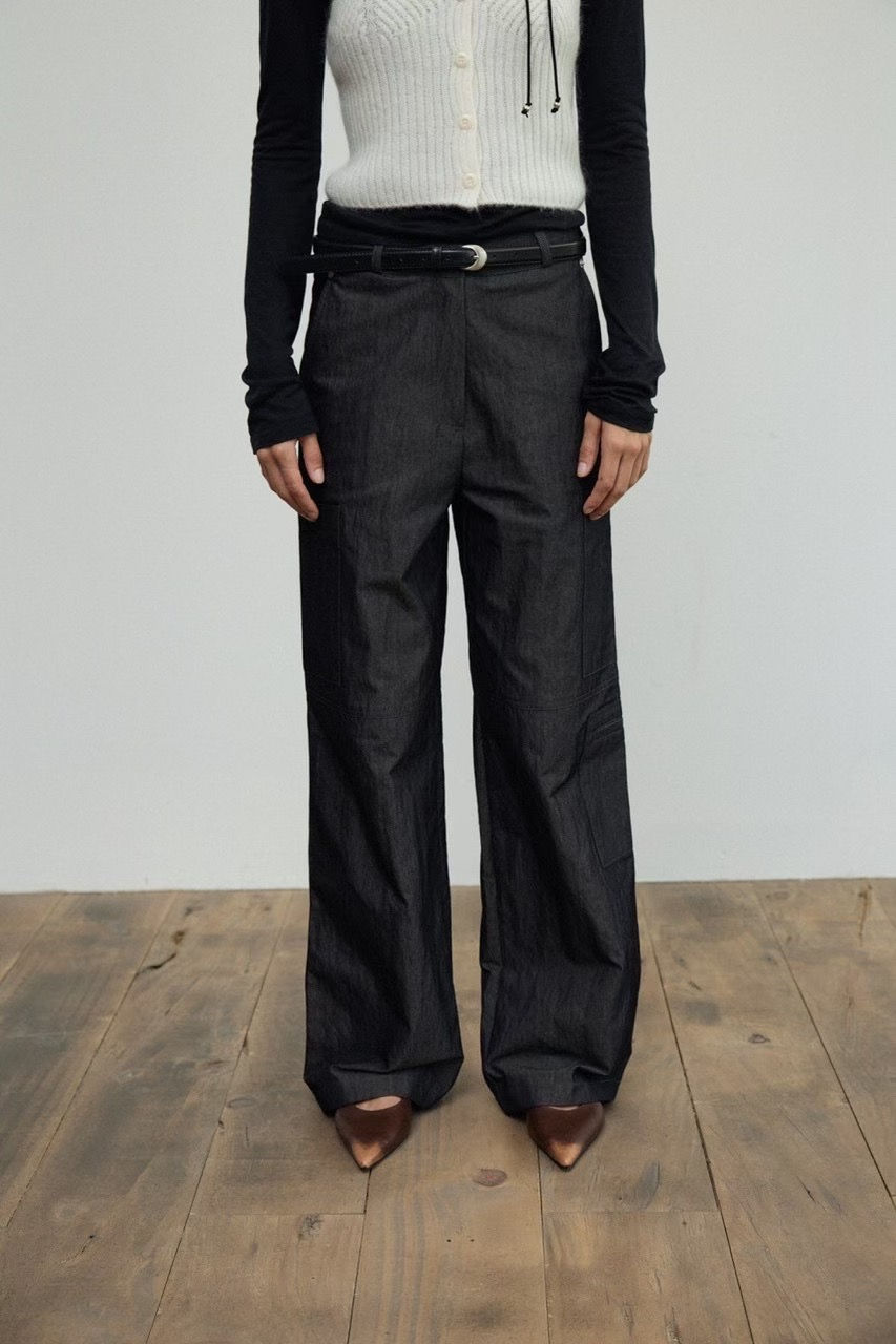 Thumbnail: Curved matte buckle thin calf leather belt 