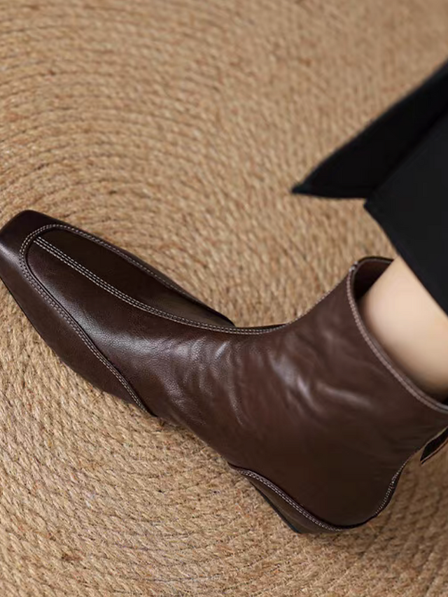 White stitched back zipped ankle boots 8