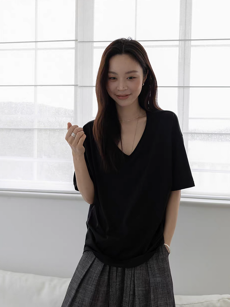V neck pure cotton boyfriend mid length tee 10