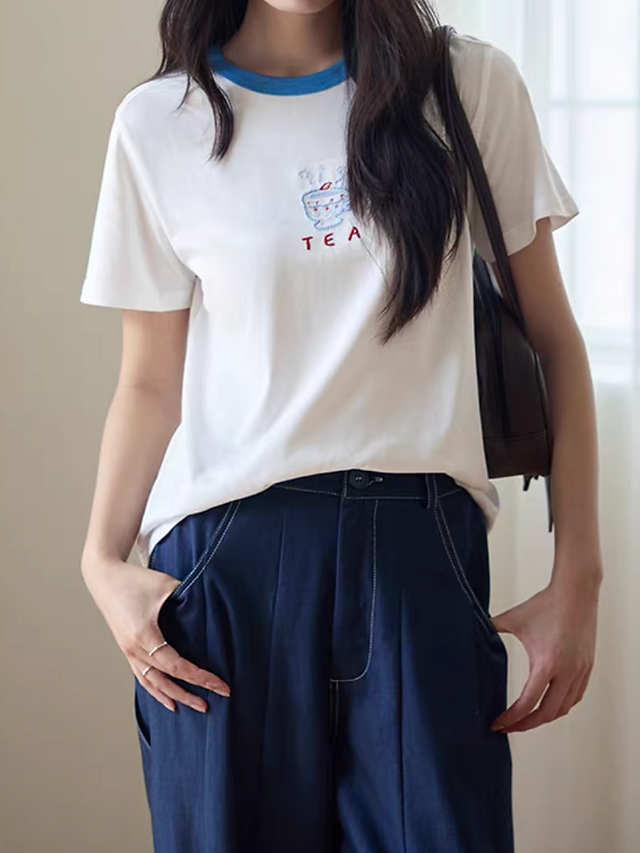 Tea cup embroidered blue trim cotton crewneck white tee 5