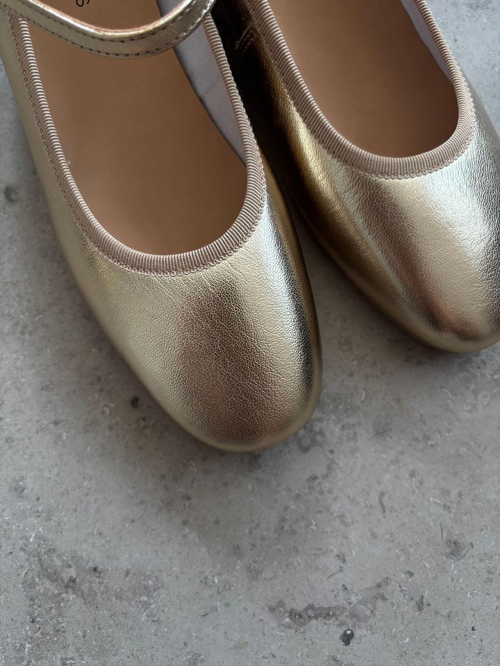 Thumbnail: Made in Spain Italian lambskin 3.5cm heel Mary Janes