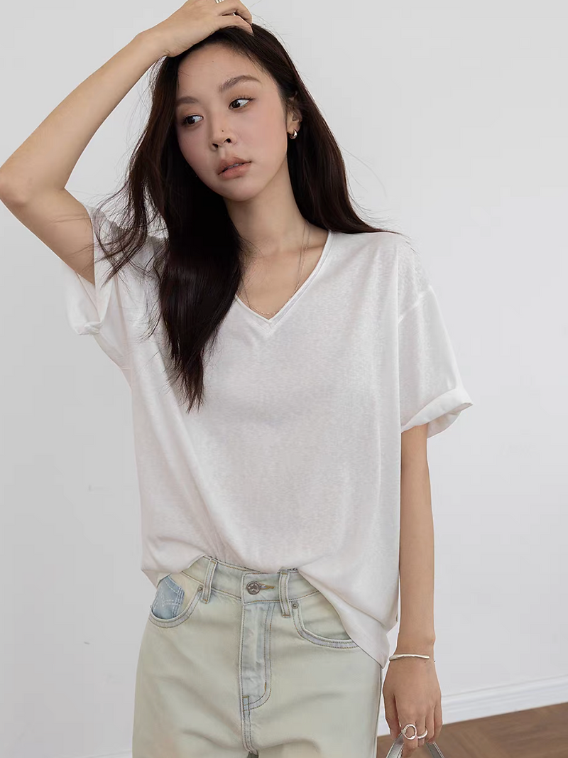 V neck pure cotton boyfriend mid length tee 1