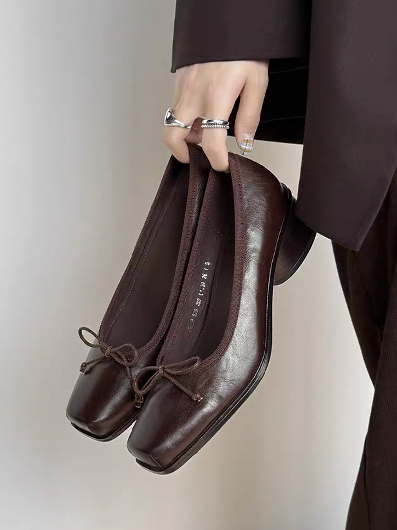 Lambskin brushed off color ribbon round low heels 5