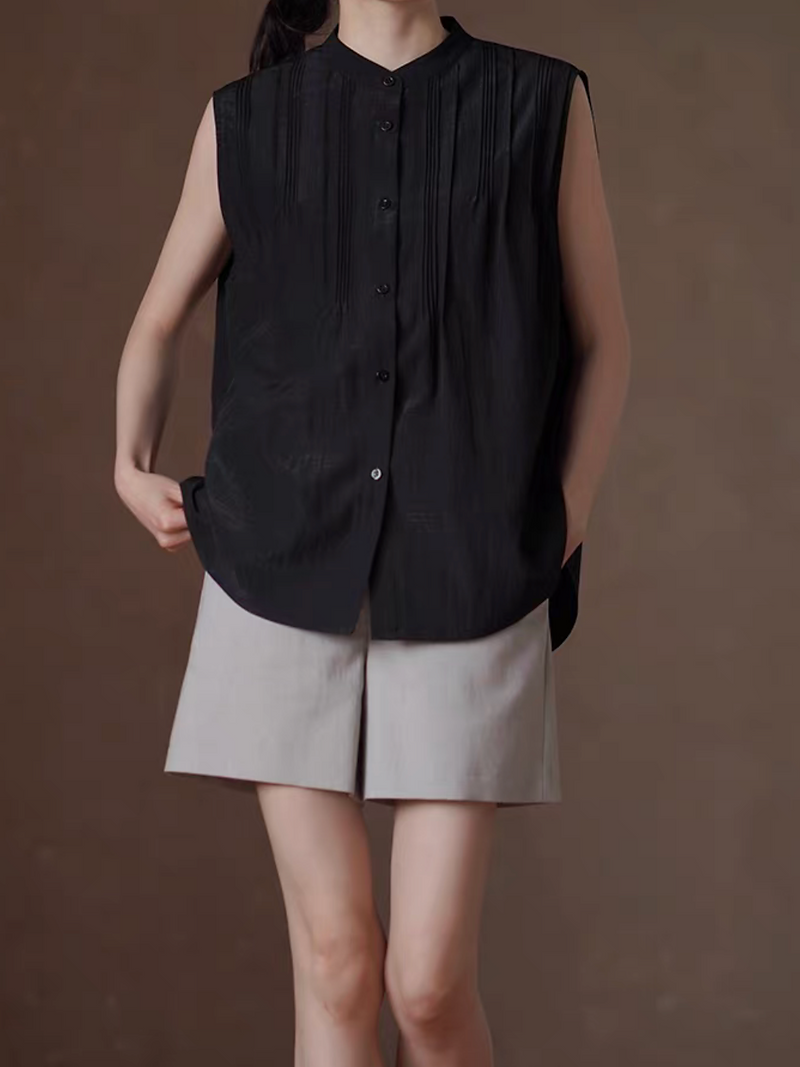Crewneck pleated buttoned black tencel vest 3