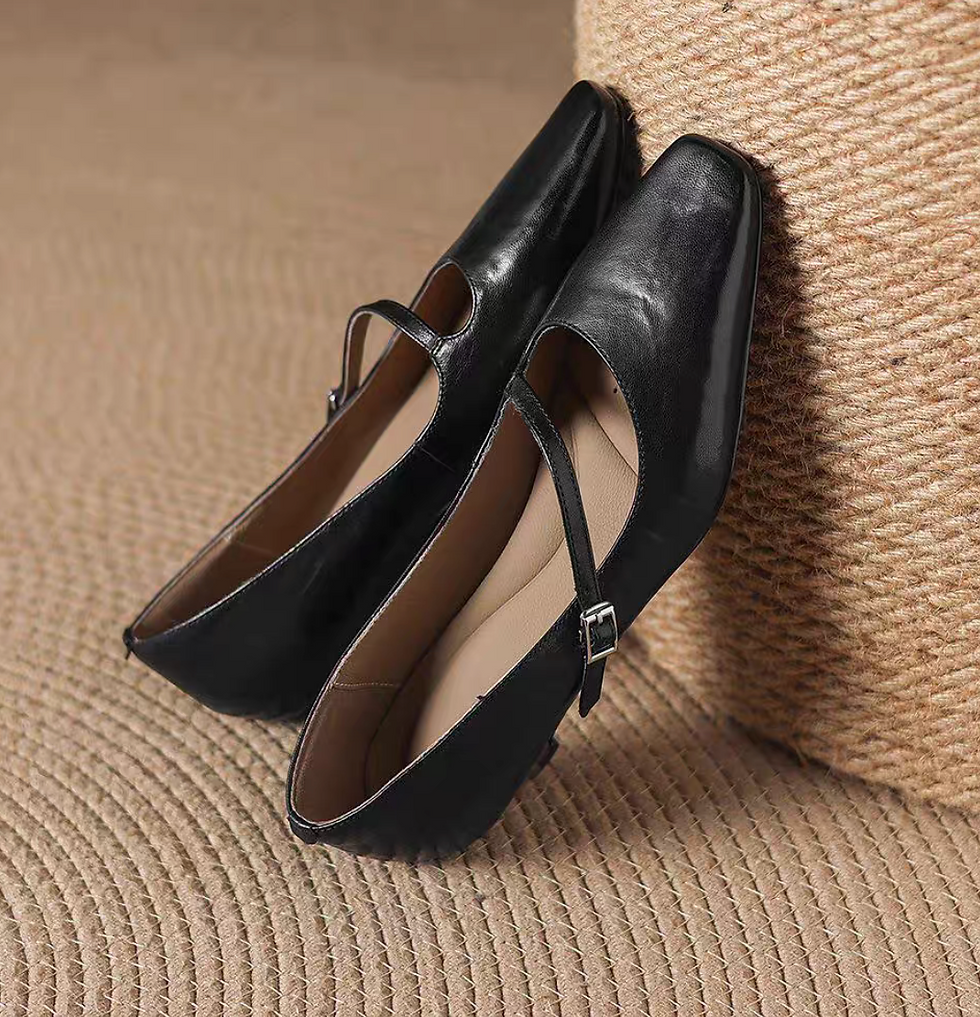 Thumbnail: Lambskin diagonal strap pointy Mary Janes