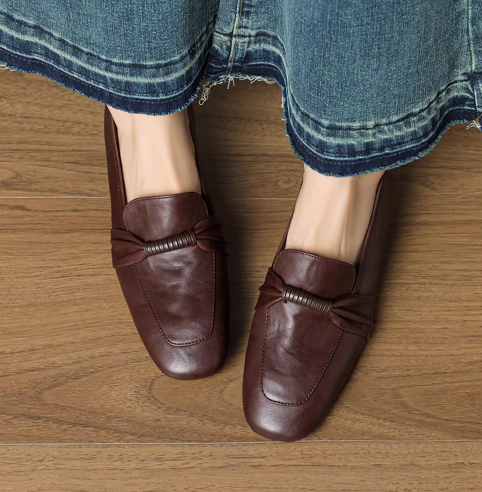 Thumbnail: Calf leather rolled strands deco loafers