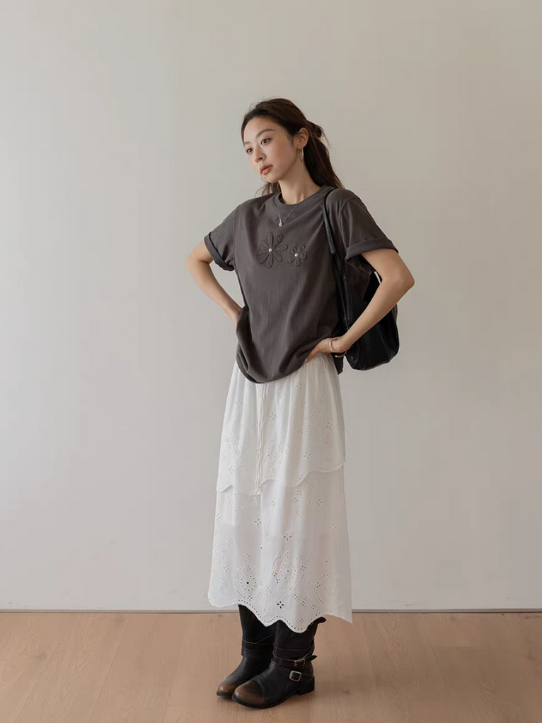 Embossed floral embellished floral cotton rayon crewneck tee 6