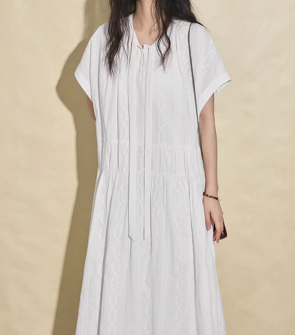 Thumbnail: Embroidered ivory white cotton collaratte maxi dress