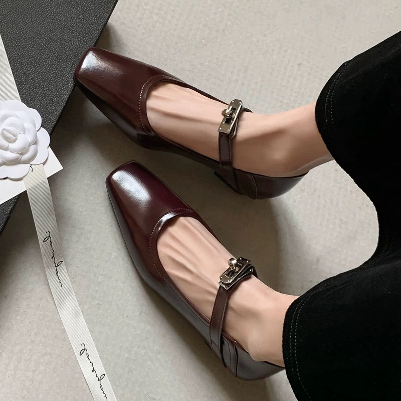 Thumbnail: Calf leather ankle twist silver buckle mary janes