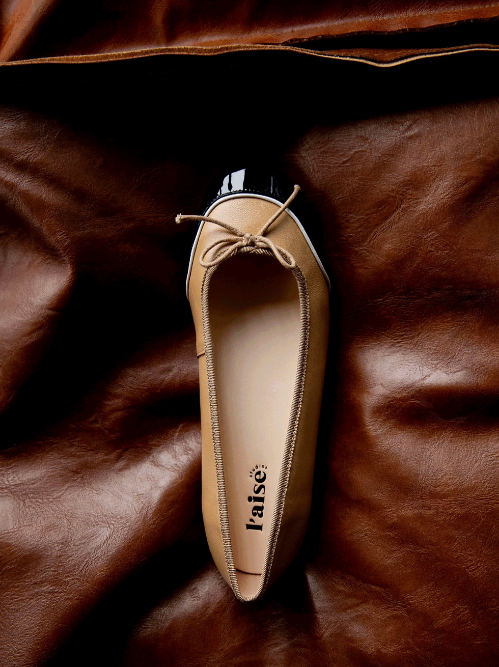 Thumbnail: Made in Italy color blocking ribbon contour soft calf leather ribbon flats