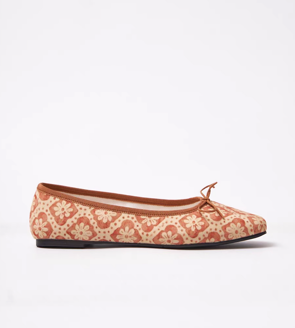 Thumbnail: Made in Japan calf leather apricot patterned floral ribbon flats