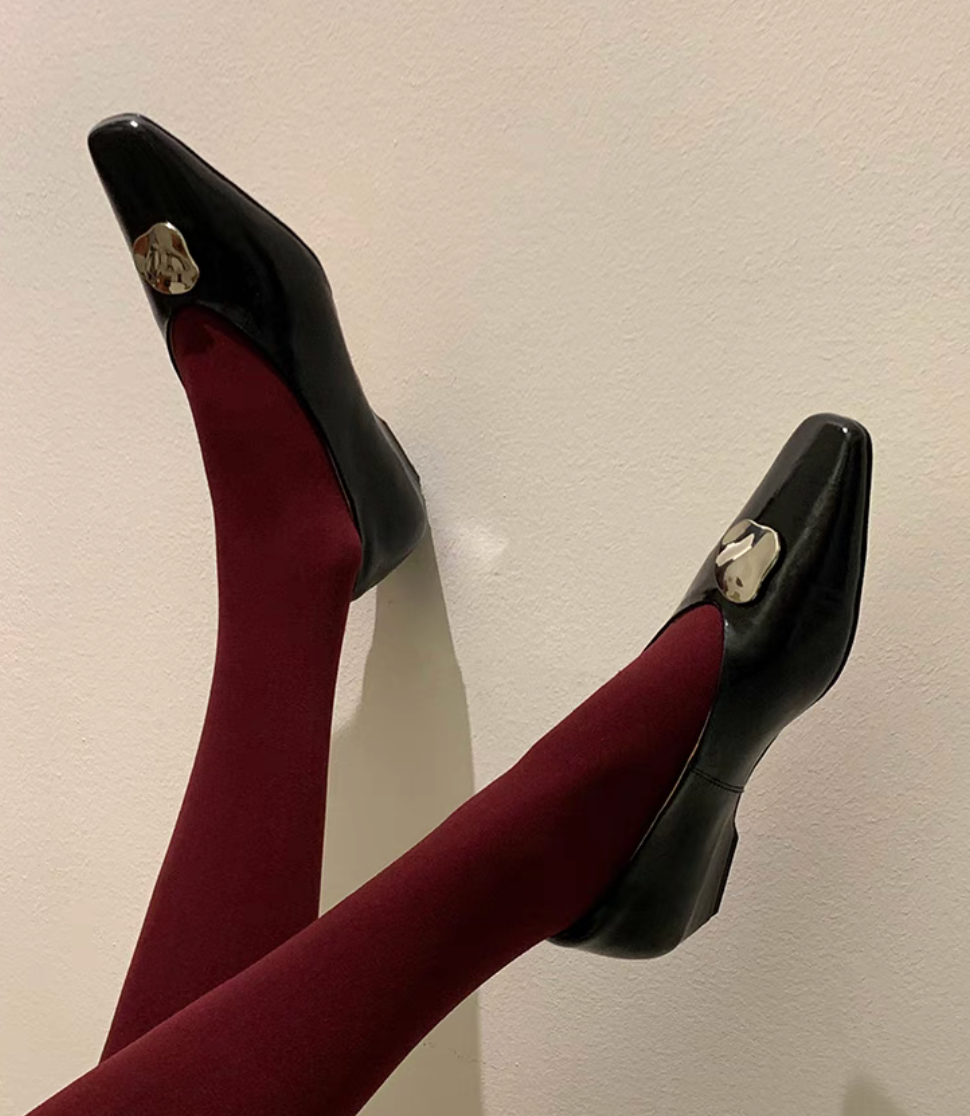 Thumbnail: Lambskin abstract crafted metal piece flats